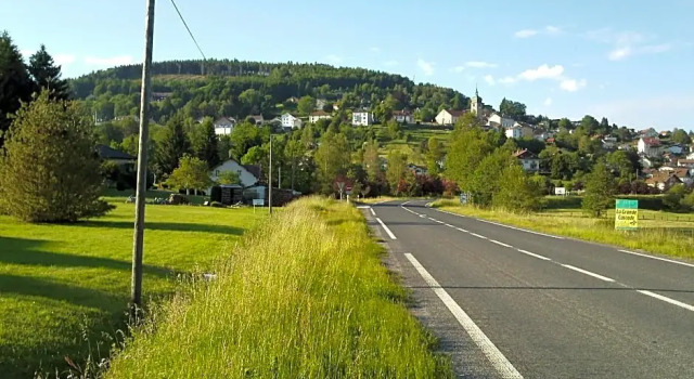 Studio d'hôtes à 10 km de Gérardmer (Le Tholy), Забронировать Отель Отели Вогезы с парковкой, Парковка