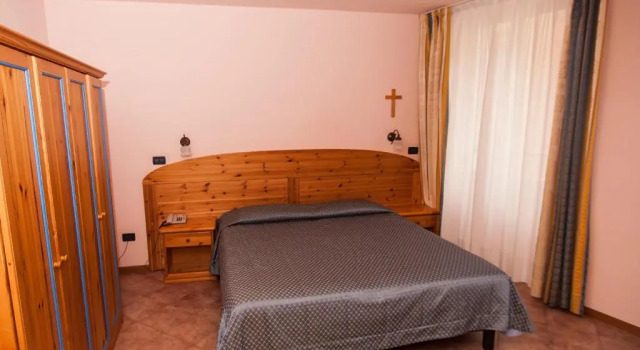 Четырёхместный номер Standard Hotel Vittoria