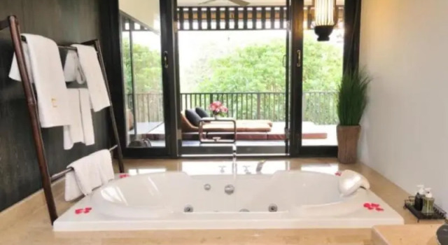 Двухместный номер Standard с балконом Aruntara Riverside Boutique Hotel