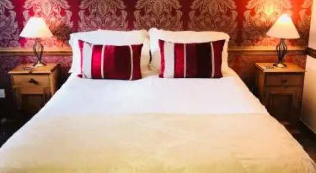 The Cock Inn, Забронировать Отель Глемсфорд 