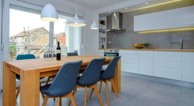 Apartments Villa Castello, Rezerwuj Apartament Hotele w Split-Dalmatia County z parkingiem, Parking