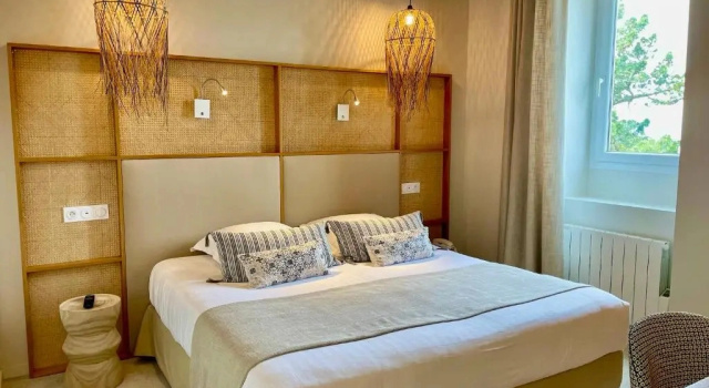 Номер Superior с видом на море Hôtel Les Costans, The Originals Relais