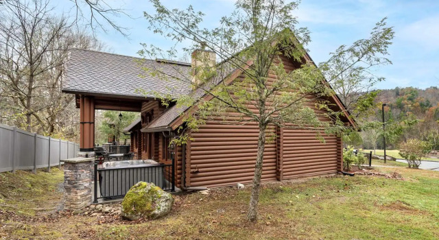 Четырёхместный номер Standard с 2 комнатами Hilton Vacation Club Bent Creek Golf Village Gatlinburg