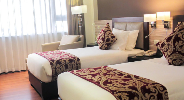 Brentwood Suites, Prenota Hotel Hotel a Luzon con parcheggio, Parcheggio