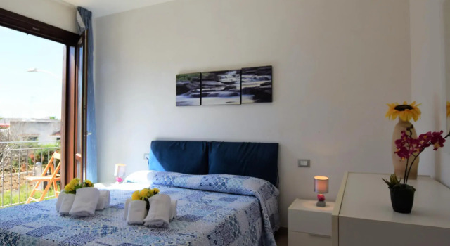 Casa Vacanza Azzurra, Book Vacation Home Hotels in Sicily with Parking, Parking