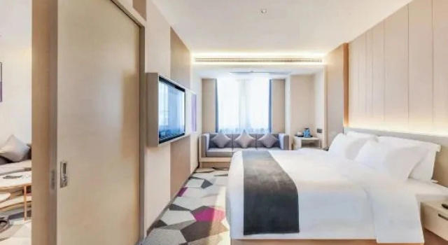 Двухместный люкс Deluxe Lavande Hotel •Coach Center Station of Yunyang