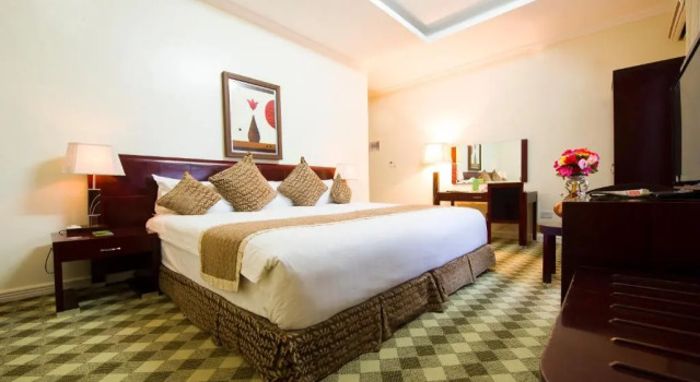 Двухместный номер Deluxe The Manor Hotel