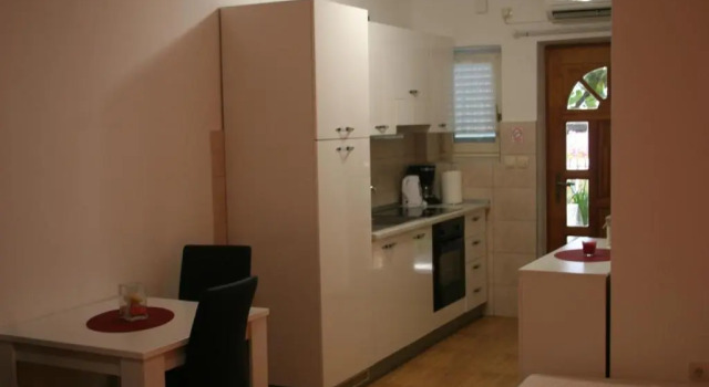 Студия Apartments Tomislav