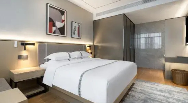 Люкс Business Guangzhou Huitong International Hotel