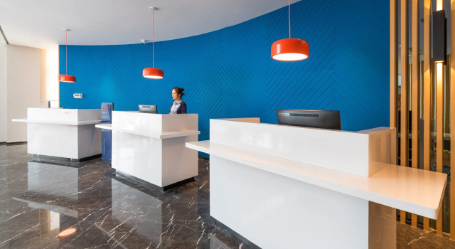Holiday Inn Express Dongyang Hengdian by IHG, Book Hotel Hoteller i Hengdian med parkering, Parkering