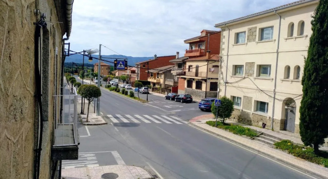 Apartment With 2 Bedrooms in Sotillo de la Adrada, With Wonderful Mountain View and Terrace, Prenota Appartamento La Adrada Valle del Tiétar