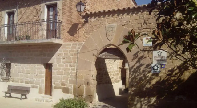 Casa Rural Villazón II - A 16 km de Pamplona, Rezervasyon Otel Obanos Navarre