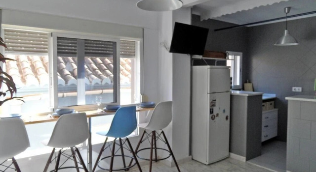New Uncibay's Home 2, Забронировать Отель Отели Малаги 3 звезды, рядом с Музей Кармен Тиссен, 3*