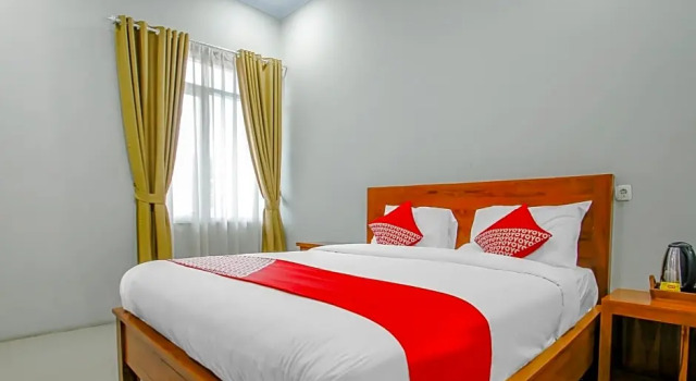 Номер Deluxe OYO 3277 Inayah Pkpri Hotel Syariah
