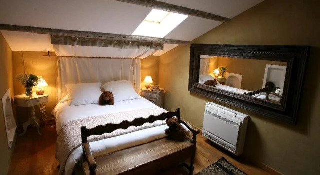 Une Autre Maison