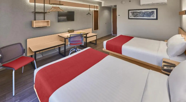 Четырёхместный номер Standard City Express by Marriott Tepic