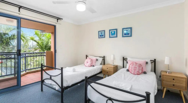 Апартаменты Дуплекс с 3 комнатами Bella Mare Coolangatta Beachside Apartments