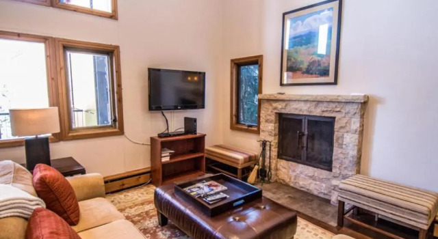 Fifth Avenue Unit 202