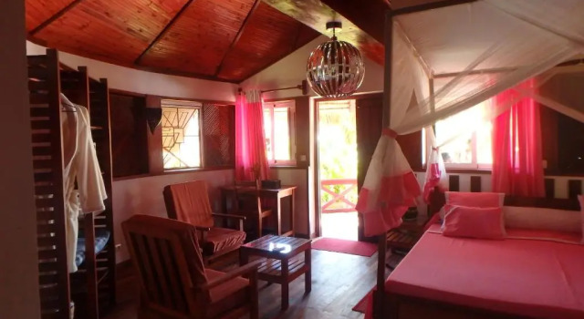 Komfortní Bungalov a výhledem na bazén Edena Kely