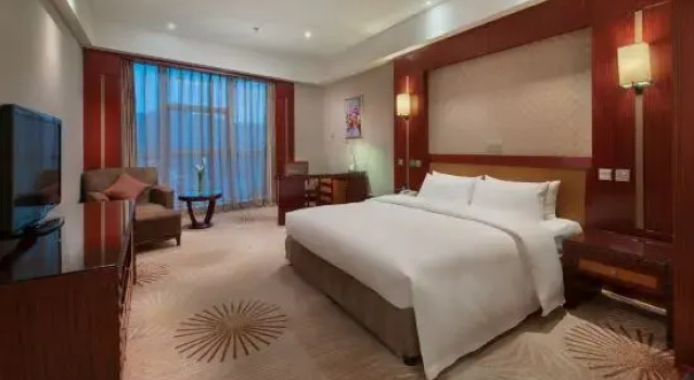 Люкс Deluxe Kingworld Hotel