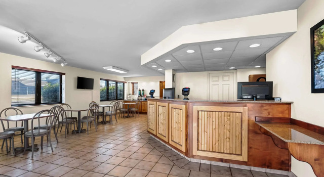 Quality Inn And Suites Dollywood