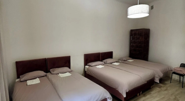 Четырёхместный номер Comfort AMEN Aparthotel Curie 8