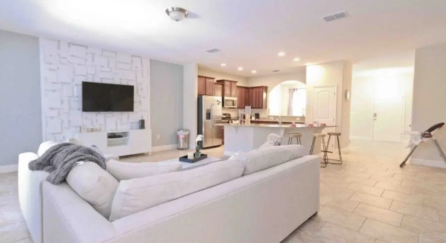 5361 Oakbourne Avenue 6 Bedroom Home, Забронировать Дом для отпуска Виллы Давенпорт, Вилла