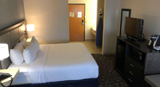 Holiday Inn Express Auburn, Prenota Hotel Hotel a Indiana con piscina, Piscina