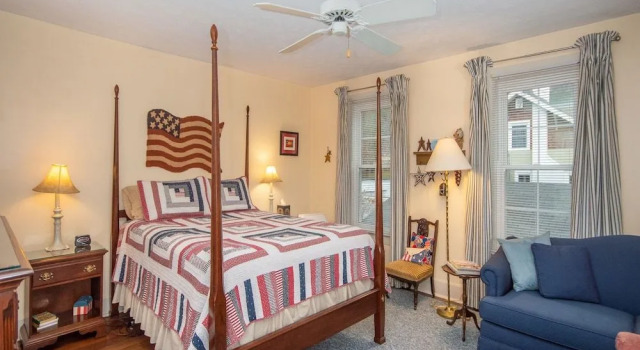 Terrell House B&B, Prenota Bed & breakfast Burnsville Carolina del Nord