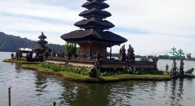 Swar Bali Lodge