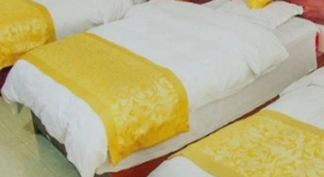 Yibin Shunan Zhuhai Yixiangge Hotel, Book Hotel Hoteller i Sichuan med parkering, Parkering
