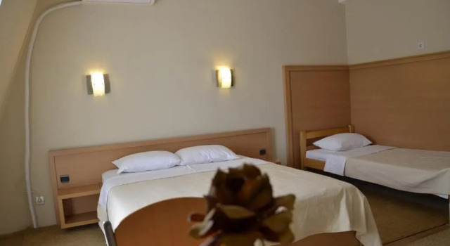 Трёхместный номер Standard Hotel Topcider