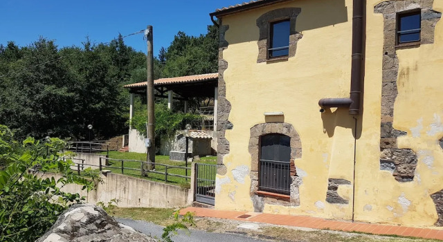 Casale Ostello Gazzetta, Book Hostel / Vandrerhjem Hostels i Lake Bolsena, Hostel / Vandrerhjem