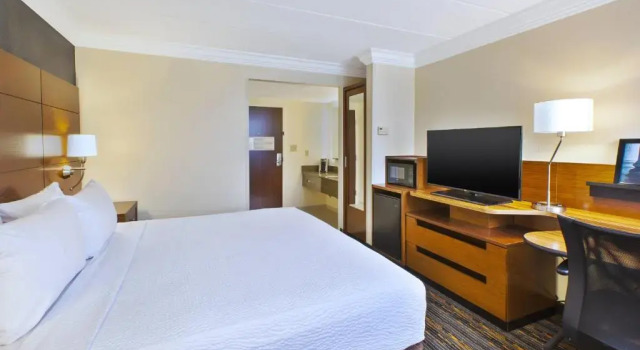 Номер Standard Fairfield by Marriott Inn & Suites Herndon Reston