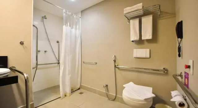 Двухместный клубный номер Standard с балконом Hotel Vivenzo Savassi Belo Horizonte