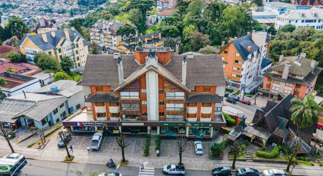 Апартаменты с 3 комнатами 400 metros, Rua Coberta Centro - Valle Dell Acqua