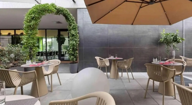 Люкс ibis Locarno