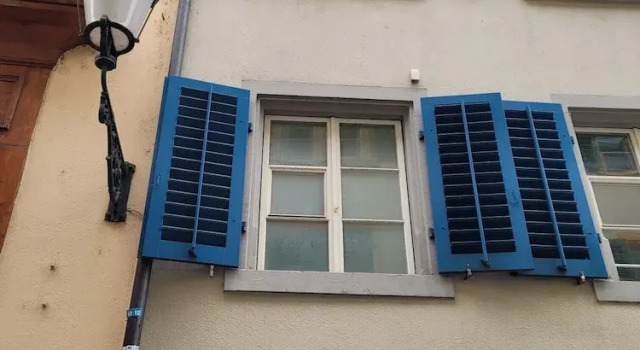 ZH Schmidgasse I - Hitrental Apartment, Забронировать Апартаменты/квартира 01. Старый город Цюриха - Центр города Цюрих, рядом с Железнодорожная станция Zurich Stadelhofen