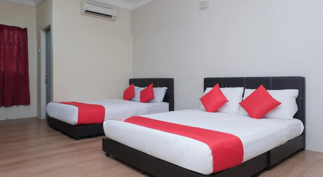 Семейный люкс Hotel O Kay Inn Kerteh