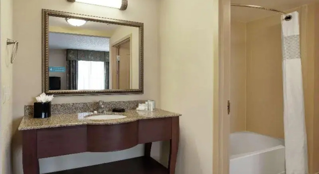 Студия Hampton Inn & Suites Port Richey