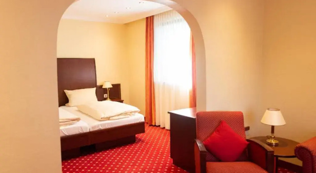 Трёхместный номер Comfort с видом на сад Hotel Haus am Zoo