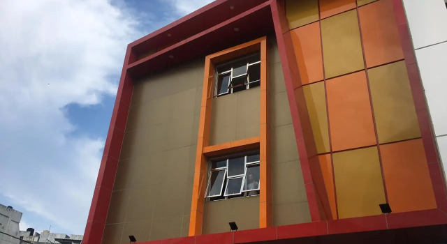 RedDoorz @ Jalan Patimura Lampung, Book Hostel Bandar Lampung Sumatra