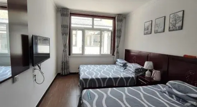 Люкс с 6 комнатами Beijing Lingju Mountain View Homestay (Juling Gorge Lingshan Scenic Area)