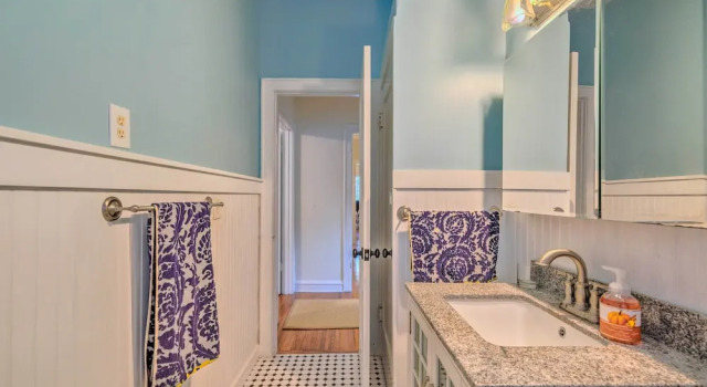 Коттедж Chic Ocala Home w/ Yard ~ 1 Mi to Dtwn Square