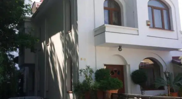 Budapest Residence, Book Hotel Hotels in Bucharest with Parking, near Antim Monastery, Parking