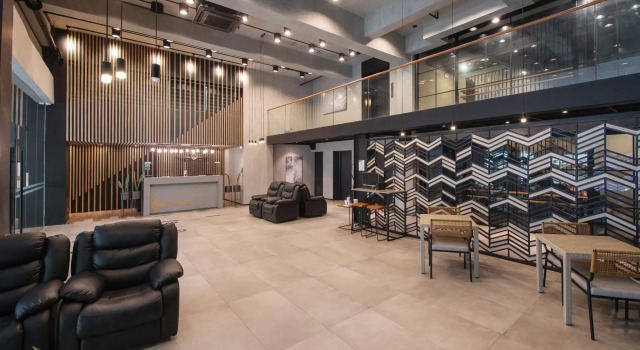 JET Hotel