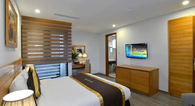 Номер Deluxe London Hanoi Hotel