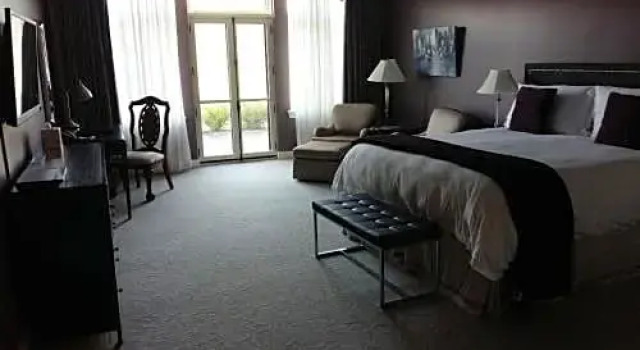 Двухместный номер Standard с видом на сад The Bruce Hotel