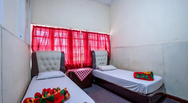 Ekonomický Dvoulůžkový s manželskou postelí pokoj Hotel Jogja Bukittinggi