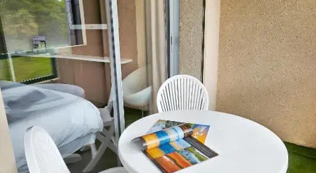 Трёхместный номер Standard Hotel du Golf St Laurent